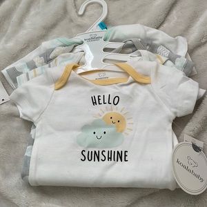Baby 4 piece onesie